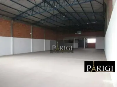 Galpão/Depósito/Armazém para alugar, 1000m² no São João, Porto Alegre
