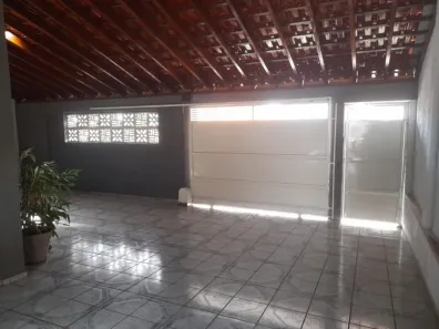 Casa com 3 Quartos à venda, 230m² no Vila Coralina, Bauru