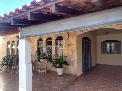 Casa com 3 Quartos à venda, 360m² no Vila Bandeirante, Campo Grande