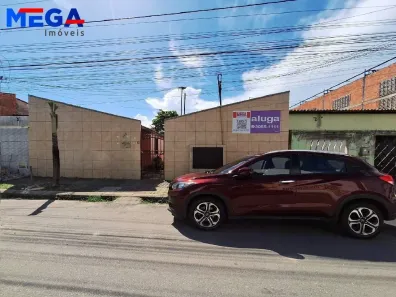 Casa com 2 Quartos para alugar, 50m² no Passaré, Fortaleza