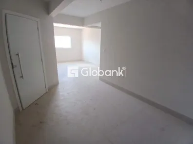Apartamento com 3 Quartos à venda, 130m² no Cândida Câmara, Montes Claros