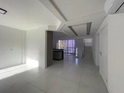 Casa de Condomínio com 5 Quartos para alugar, 259m² no Carvoeira, Florianópolis