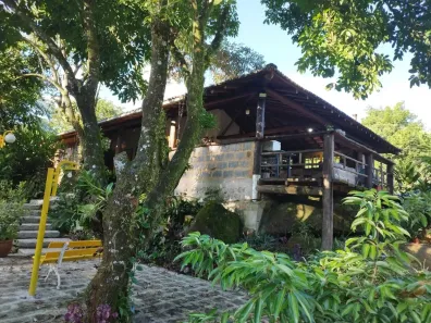Fazenda/Sítio com 3 Quartos à venda, 1700m² no , Cachoeiras de Macacu