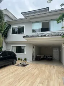 Casa de Condomínio com 3 Quartos à venda, 250m² no Campo Grande, Rio de Janeiro