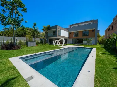 Casa com 5 Quartos à venda, 850m² no Barra da Tijuca, Rio de Janeiro