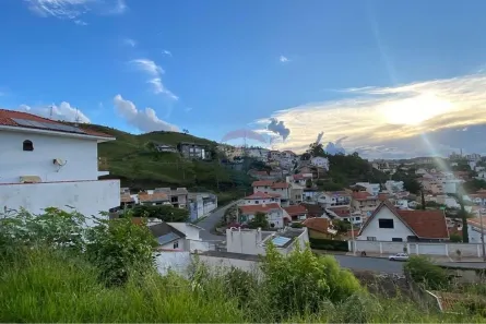 Lote/Terreno à venda, 300m² no Parque Vivaldi Leite Ribeiro, Poços de Caldas