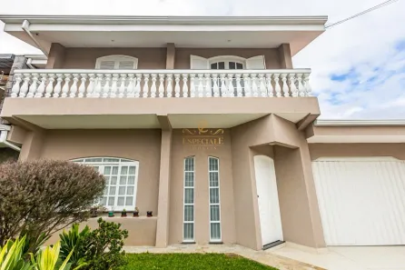 Casa com 3 Quartos à venda, 284m² no Tingui, Curitiba