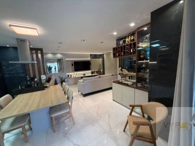 Apartamento com 3 Quartos à venda, 184m² no Santo Inácio, Curitiba
