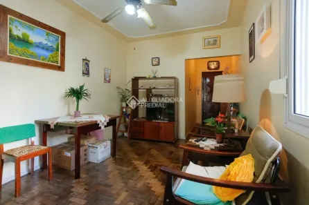 Apartamento com 2 Quartos à venda, 65m² no Moinhos de Vento, Porto Alegre