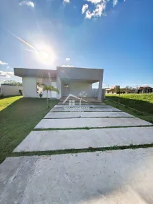 Casa de Condomínio com 3 Quartos à venda, 175m² no , Pardinho