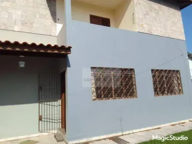 Sobrado com 3 Quartos à venda, 212m² no Indaiá, Caraguatatuba