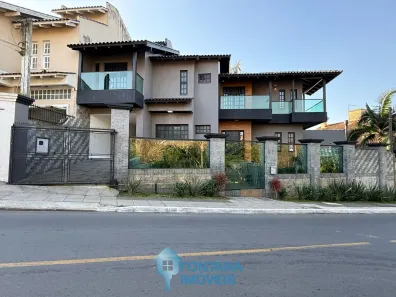 Casa com 3 Quartos à venda, 212m² no Dom Feliciano, Gravataí