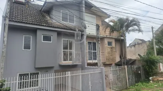 Sobrado com 2 Quartos para alugar, 165m² no Bairro Alto, Curitiba