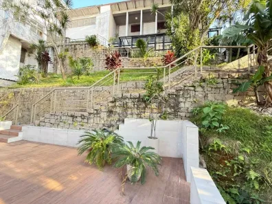 Casa com 6 Quartos à venda, 625m² no Ilha Porchat, São Vicente