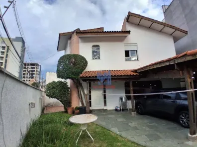 Sobrado com 3 Quartos à venda, 200m² no Vila Antonina, São Paulo