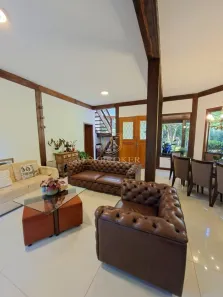Casa de Condomínio com 4 Quartos à venda, 200m² no Parque Porangaba, Brumadinho
