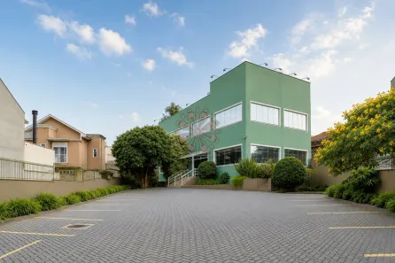 Ponto Comercial para venda ou aluguel, 394m² no Santa Felicidade, Curitiba