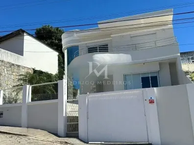 Casa com 3 Quartos à venda, 240m² no Canto, Florianópolis