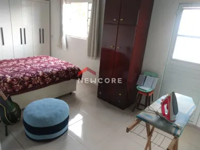 Casa com 2 Quartos à venda, 70m² no Jardim Palmeiras, Caçapava