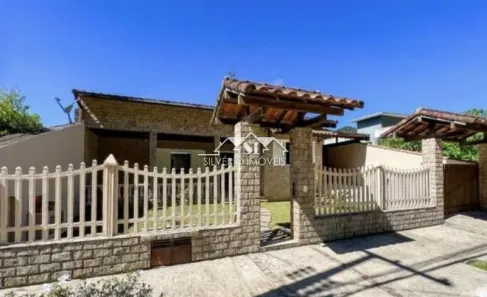 Casa de Condomínio com 5 Quartos à venda, 480m² no Carlos Guinle, Teresópolis