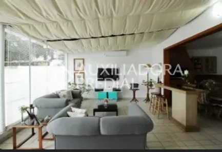 Casa com 3 Quartos à venda, 340m² no Bela Vista, Porto Alegre
