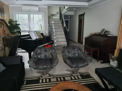 Sobrado com 3 Quartos à venda, 10m² no Parque Jaçatuba, Santo André