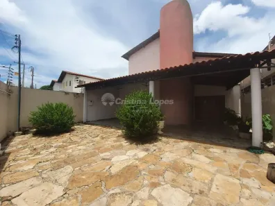 Casa com 3 Quartos à venda, 340m² no Cristo Rei, Teresina