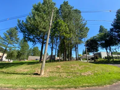 Lote/Terreno à venda, 878m² no Loteamento Residencial Vale do Canaã, Marília