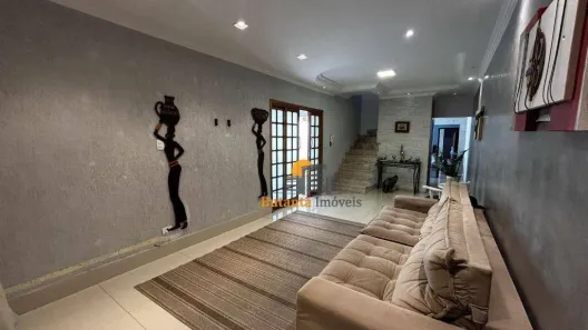 Sobrado com 3 Quartos à venda, 260m² no Cidade São Francisco, São Paulo