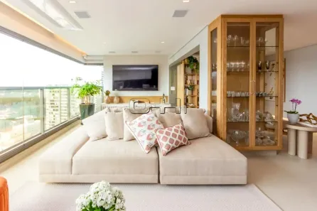 Apartamento com 2 Quartos à venda, 136m² no Jardim das Acácias, São Paulo