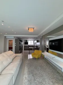 Apartamento com 3 Quartos para alugar, 147m² no Centro, Balneário Camboriú