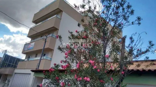 Apartamento com 3 Quartos para alugar, 70m² no Santa Mônica, Uberlândia