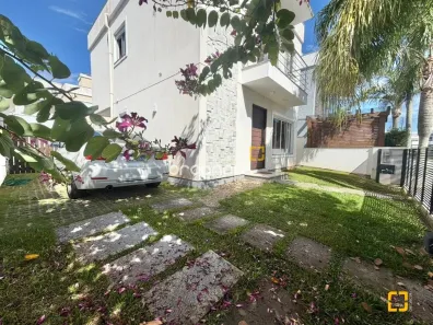 Casa com 3 Quartos à venda, 125m² no Cachoeira do Bom Jesus, Florianópolis