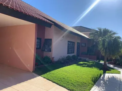 Casa com 3 Quartos à venda, 300m² no Country, Cascavel
