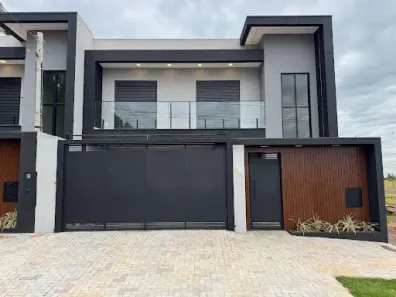 Sobrado com 3 Quartos à venda, 158m² no Recanto Tropical, Cascavel