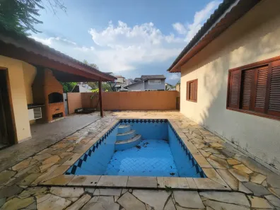Casa de Condomínio com 3 Quartos para alugar, 270m² no Parque Residencial Itapeti, Mogi das Cruzes