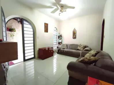 Casa com 4 Quartos à venda, 200m² no Centro, Caçapava