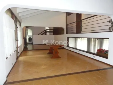 Sobrado com 5 Quartos à venda, 1100m² no Jardim Ibiratiba, São Paulo
