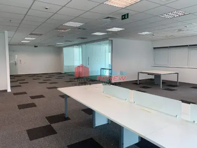 Sala Comercial para alugar, 246m² no Jardim Paulistano, São Paulo