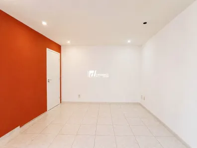 Casa com 2 Quartos para alugar, 75m² no Centro, Nova Iguaçu
