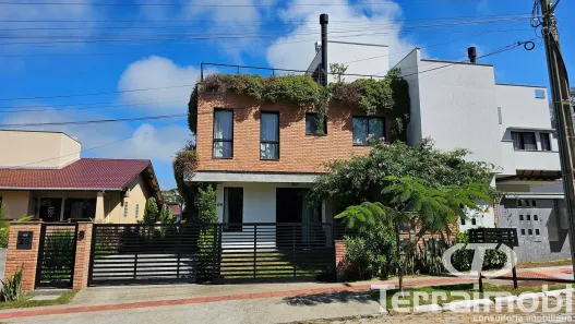 Casa com 3 Quartos para venda ou aluguel, 162m² no , Garopaba