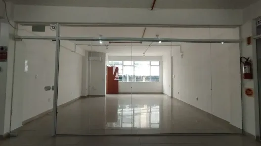 Sala Comercial para alugar, 39m² no Centro, Itajaí