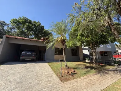 Casa de Condomínio com 3 Quartos à venda, 165m² no Condomínio Vale do Arvoredo, Londrina