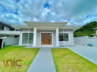 Casa de Condomínio com 3 Quartos à venda, 130m² no Albuquerque, Teresópolis