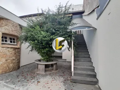 Casa com 3 Quartos para alugar, 206m² no Osvaldo Cruz, São Caetano do Sul
