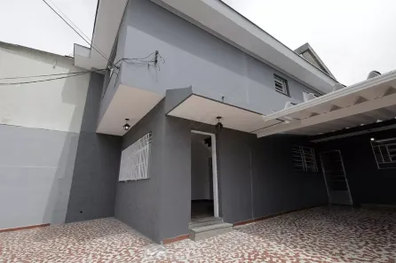 Sobrado com 2 Quartos para alugar, 130m² no Vila Gilda, Santo André