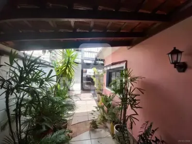 Casa com 1 Quarto à venda, 312m² no Osvaldo Rezende, Uberlândia