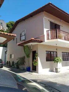 Sobrado com 3 Quartos à venda, 120m² no Jardim Tupanci, Barueri