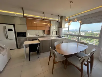 Apartamento com 2 Quartos para alugar, 74m² no Glória, Joinville