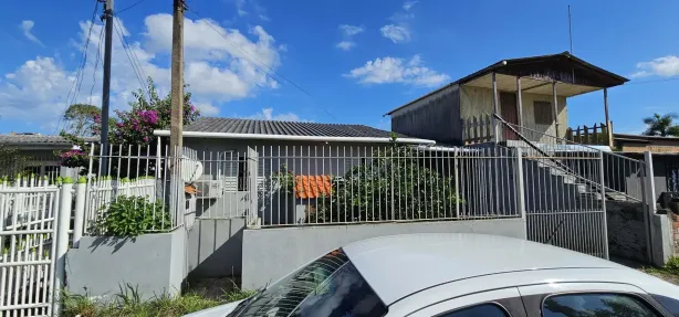 Casa com 2 Quartos à venda, 100m² no Restinga, Porto Alegre